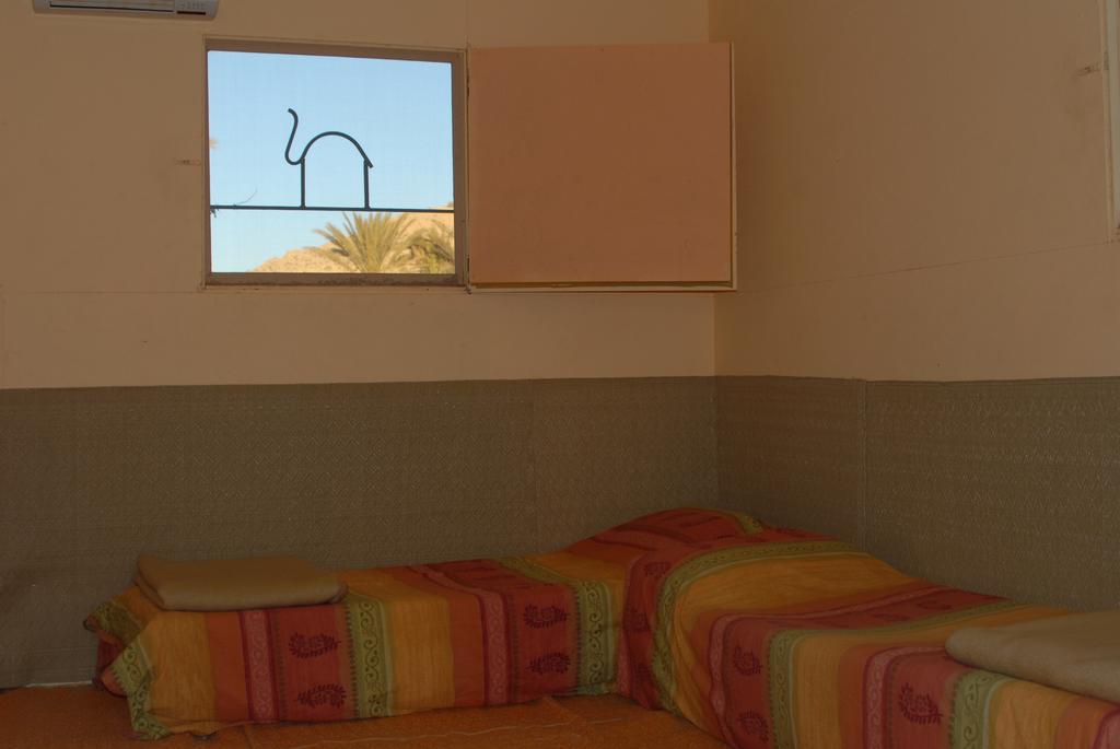 Negev Camel Ranch Villa Димона Стая снимка