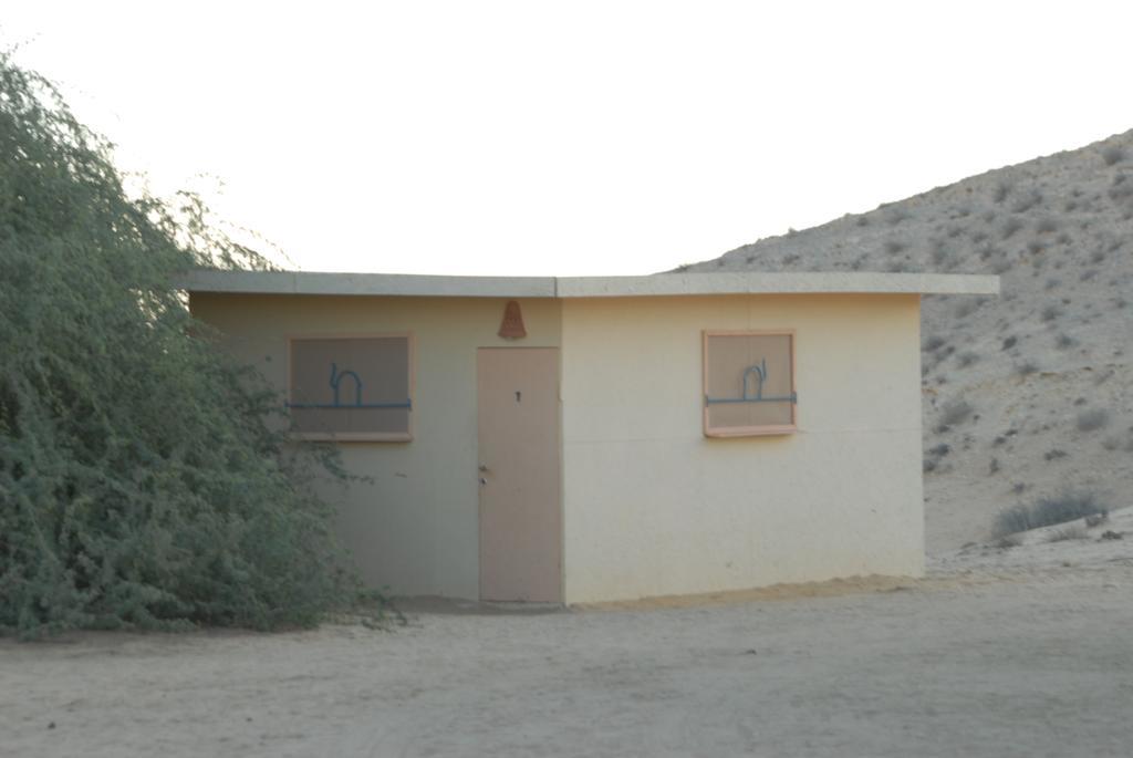 Negev Camel Ranch Villa Димона Екстериор снимка